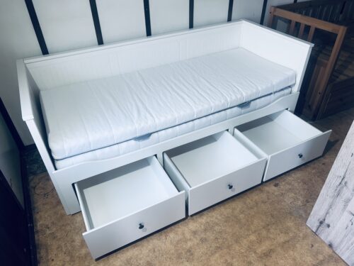 IKEA HEMNES Łóżko Leżanka z 3 szufladami, 2 materace IKEA ,białe Transport