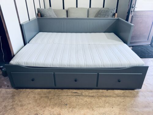 IKEA HEMNES Łóżko Leżanka z 3 szufladami, 2 materace IKEA ,szare Transport